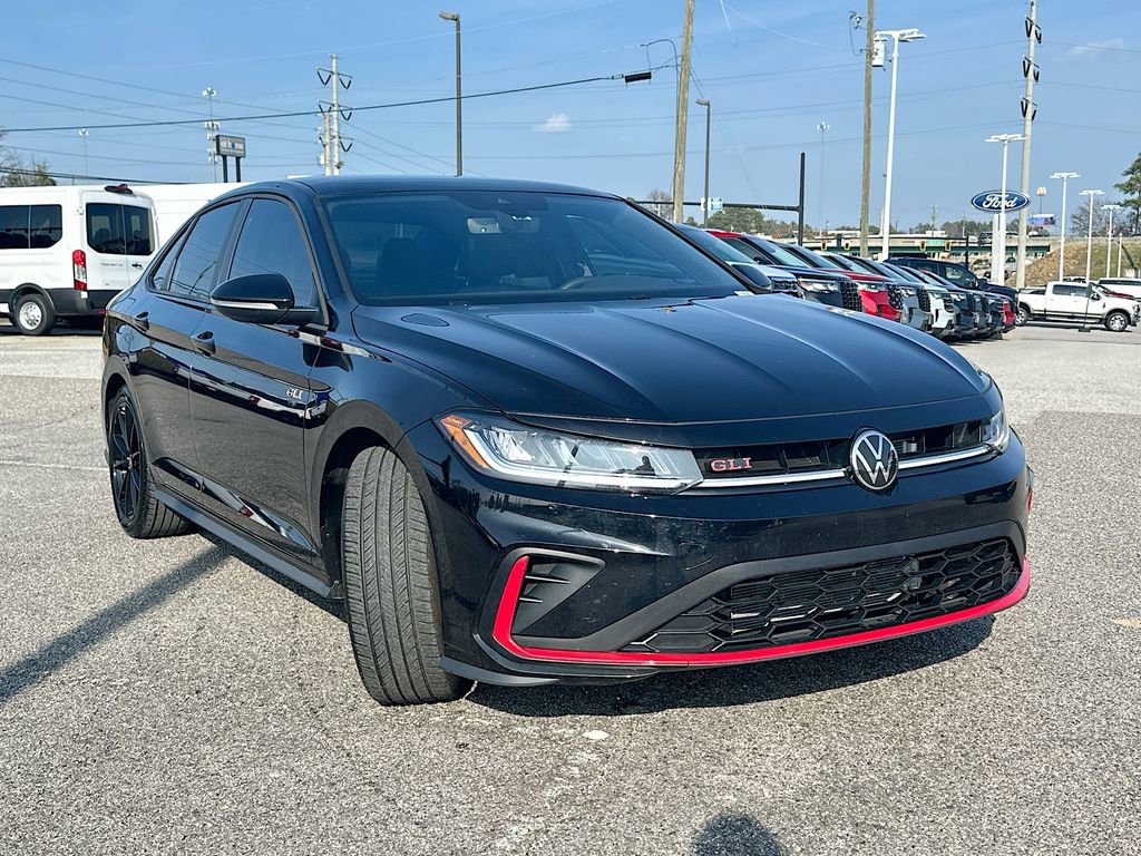 Used 2025 Volkswagen Jetta GLI Autobahn image 5