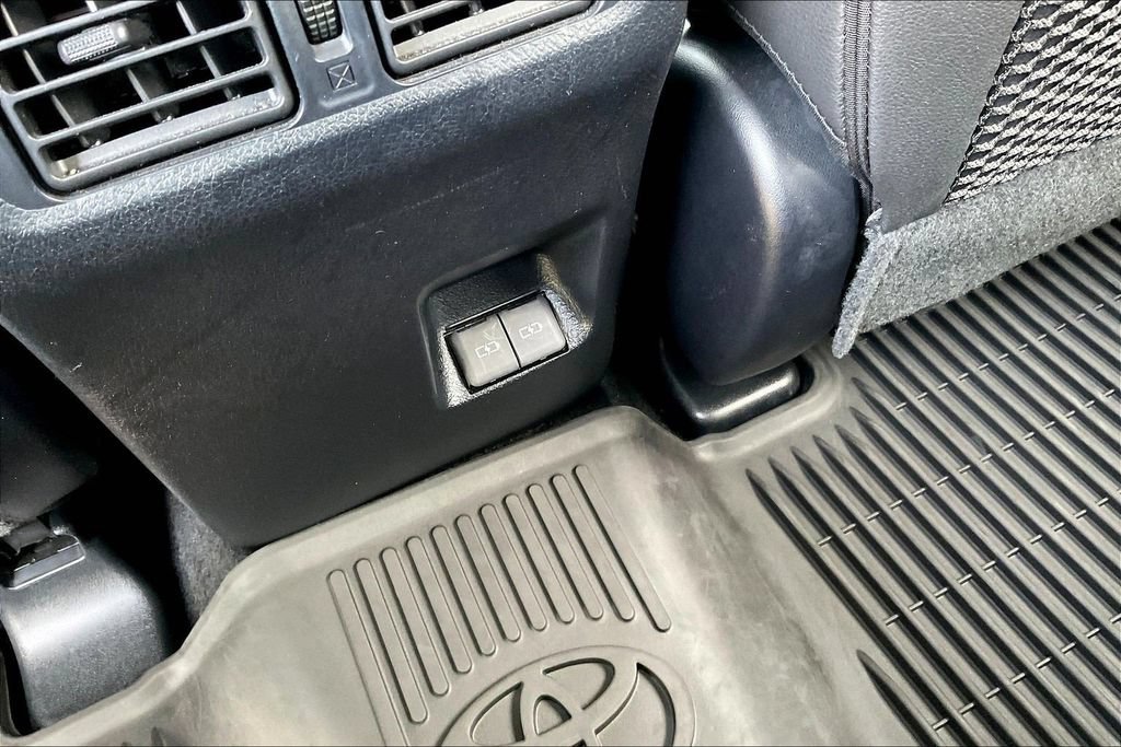 Used 2024 Toyota 4Runner SR5 Premium w/ Moonroof Package AWD/4WD image 10