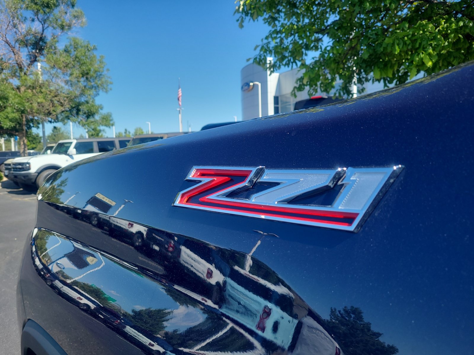 Used 2022 Chevrolet Silverado 2500 LTZ w/ LTZ Plus Package AWD/4WD image 24