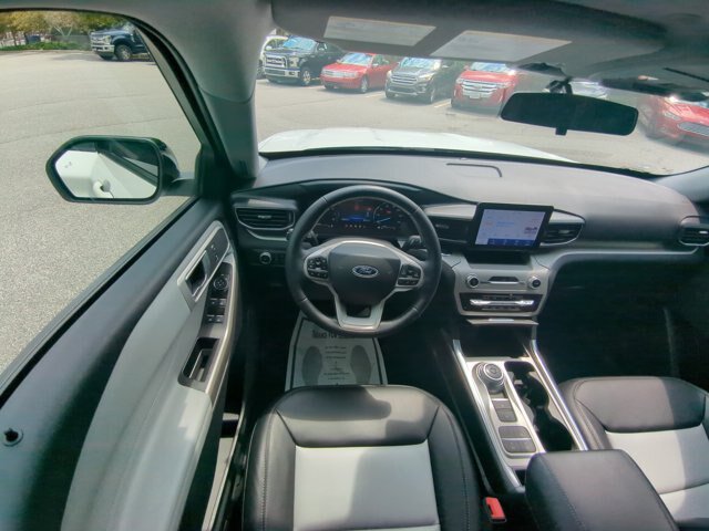 Certified 2023 Ford Explorer XLT w/ Equipment Group 202A RWD image 24