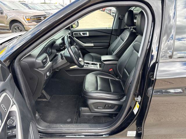 Certified 2022 Ford Explorer XLT w/ Equipment Group 202A RWD image 20