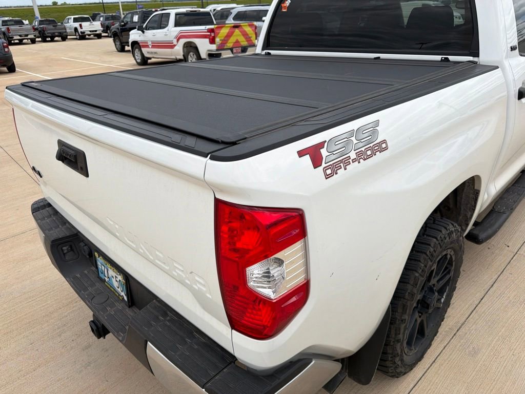 Used 2020 Toyota Tundra SR5 w/ SR5 Upgrade Package AWD/4WD image 13