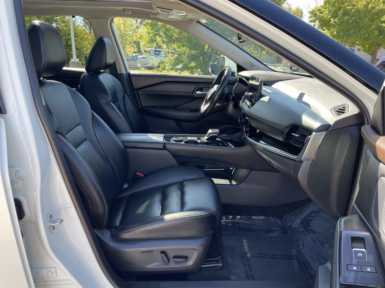 Used 2023 Nissan Rogue SL w/ SL Premium Package AWD/4WD image 19