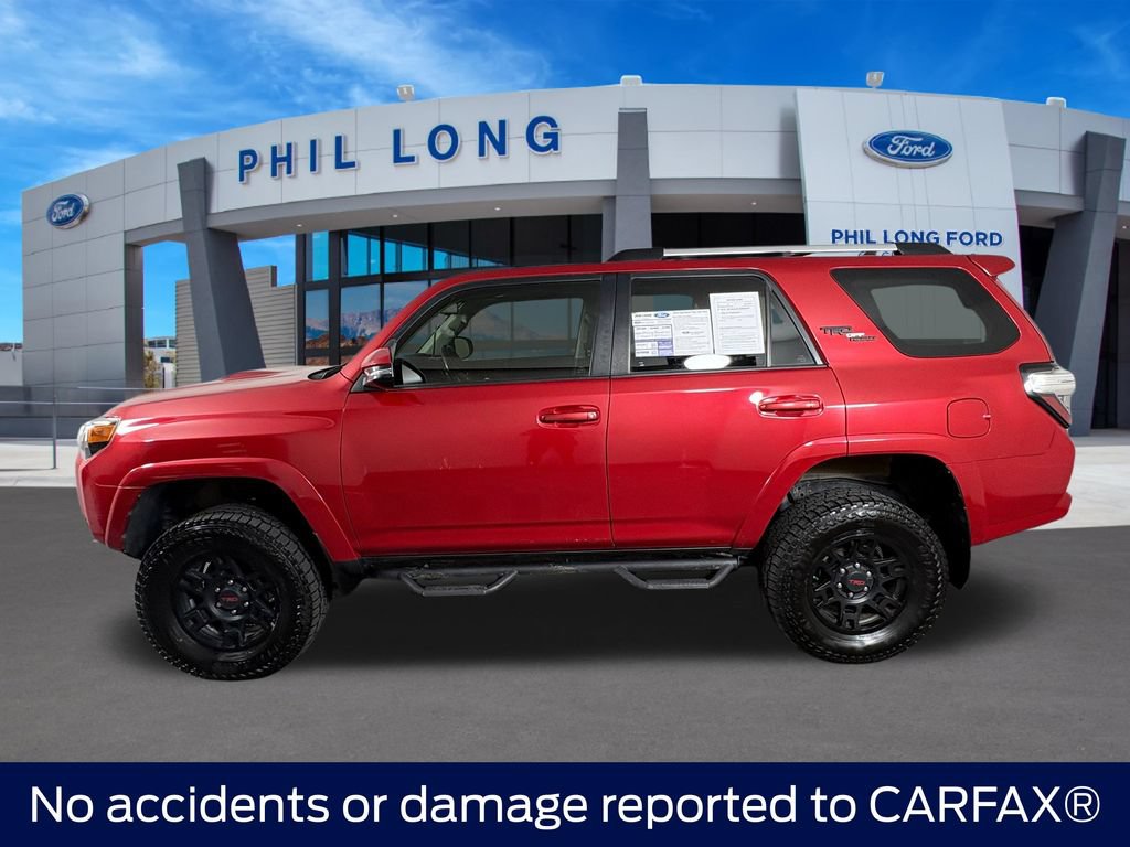 Used 2017 Toyota 4Runner TRD Off-Road Premium AWD/4WD image 2