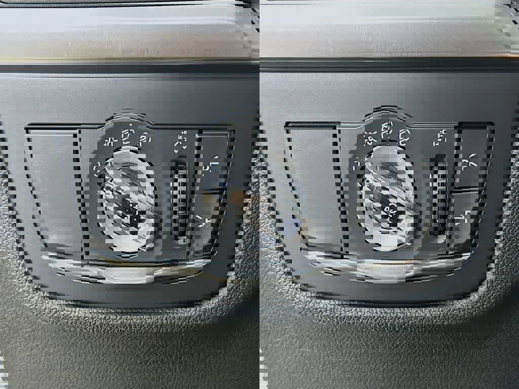 Used 2022 BMW X3 sDrive30i w/ M Sport Package 2 image 26