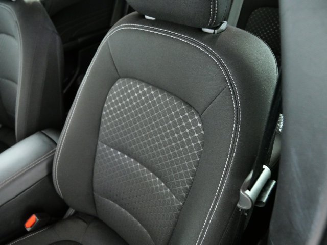 Certified 2025 Ford Escape Active AWD/4WD image 19