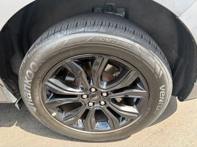Certified 2024 Ford Edge SE w/ Black Appearance Package AWD/4WD image 24
