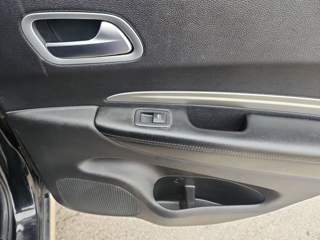 Used 2020 Dodge Durango SXT w/ 3rd Row Seating Group AWD/4WD image 31