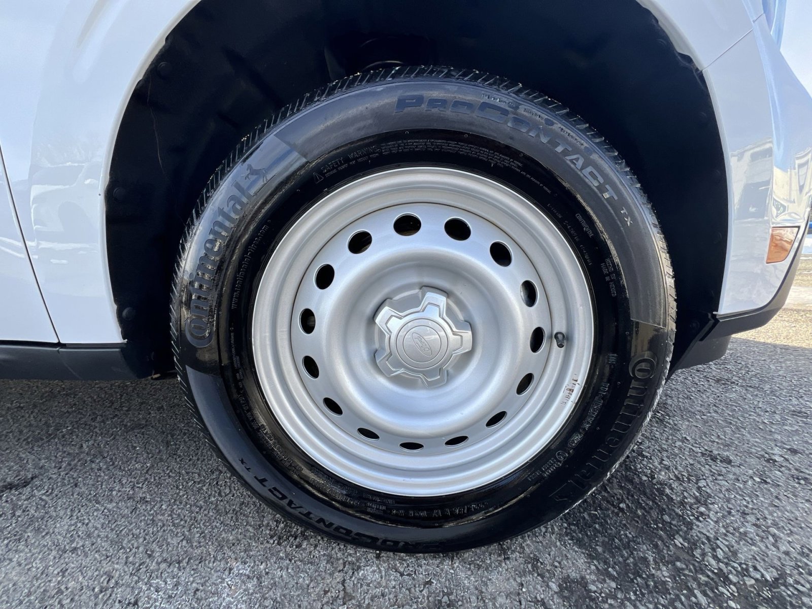 Certified 2023 Ford Maverick XL image 12