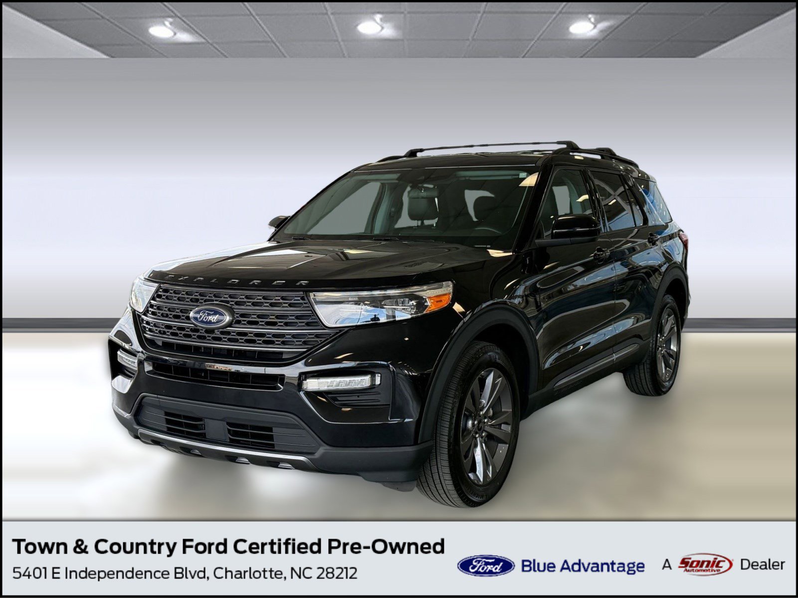 Certified 2022 Ford Explorer XLT w/ Equipment Group 202A image 1