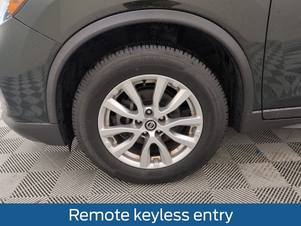 Used 2020 Nissan Rogue SV image 21