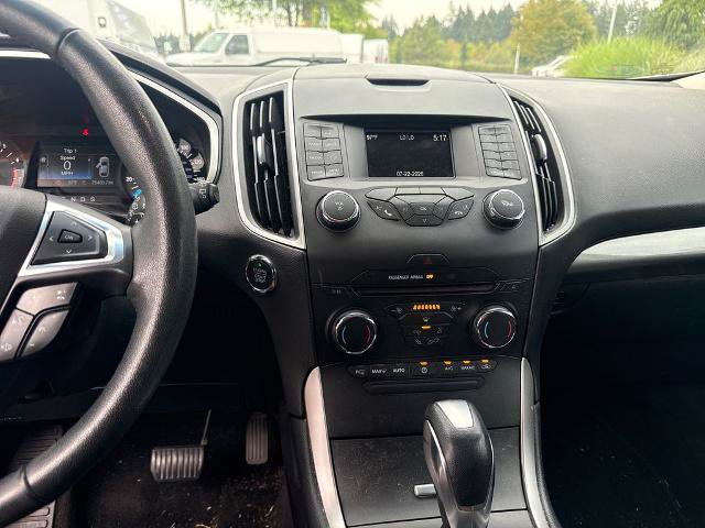 Certified 2018 Ford Edge SEL FWD image 24