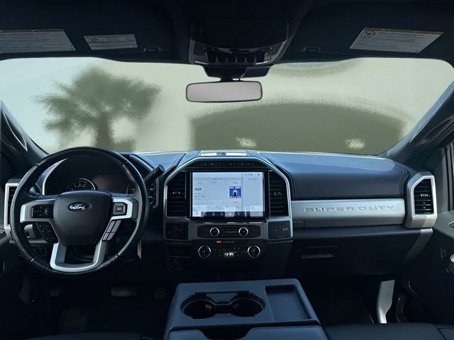 Certified 2022 Ford F250 Lariat w/ Black Appearance Package image 15