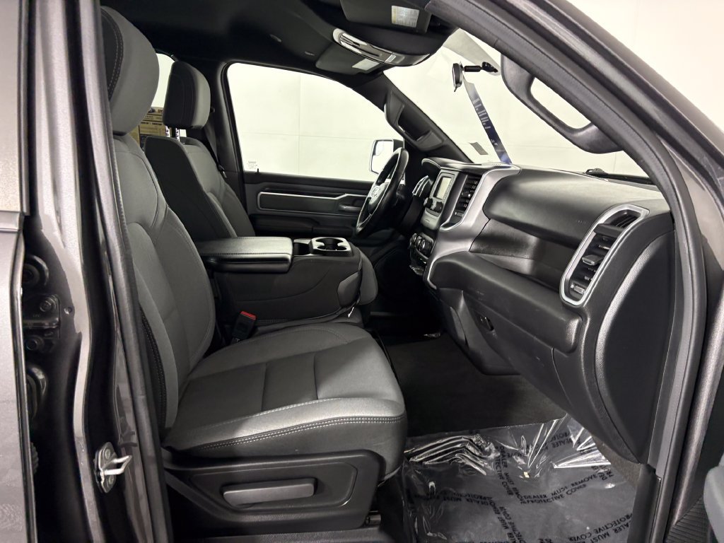 Used 2022 RAM 1500 Big Horn AWD/4WD image 34