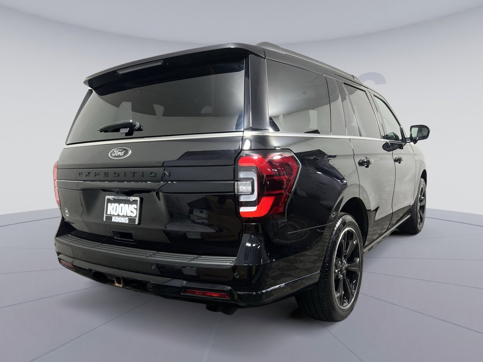 Certified 2022 Ford Expedition Limited image 7
