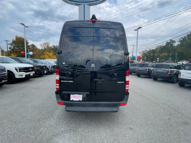Used 2018 Mercedes-Benz Sprinter 2500 image 6