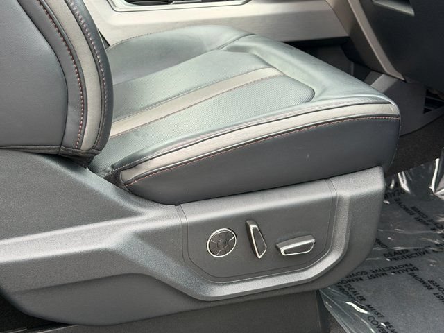 Certified 2022 Ford F350 Platinum AWD/4WD image 30