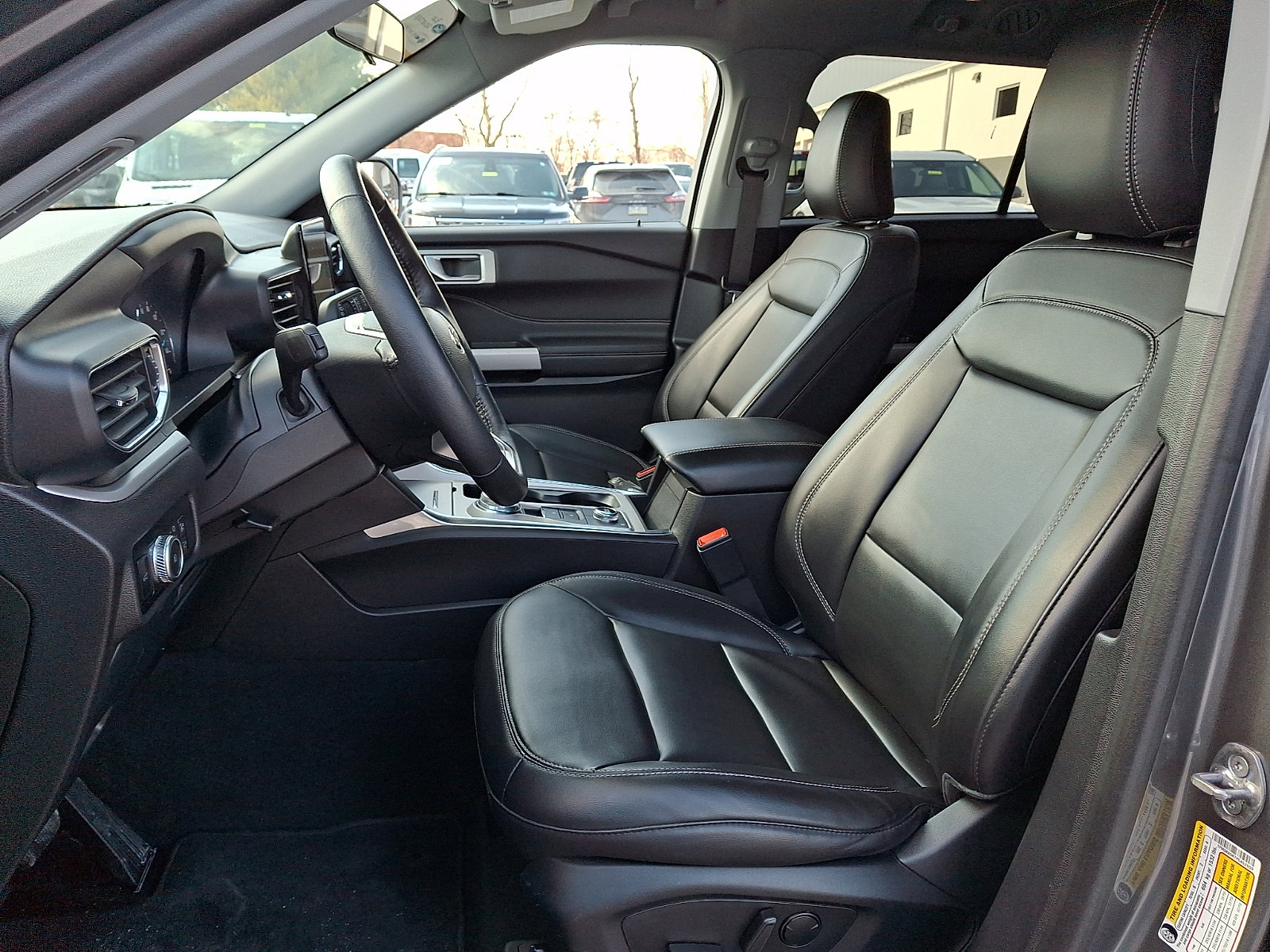 Certified 2023 Ford Explorer XLT w/ Equipment Group 202A AWD/4WD image 16