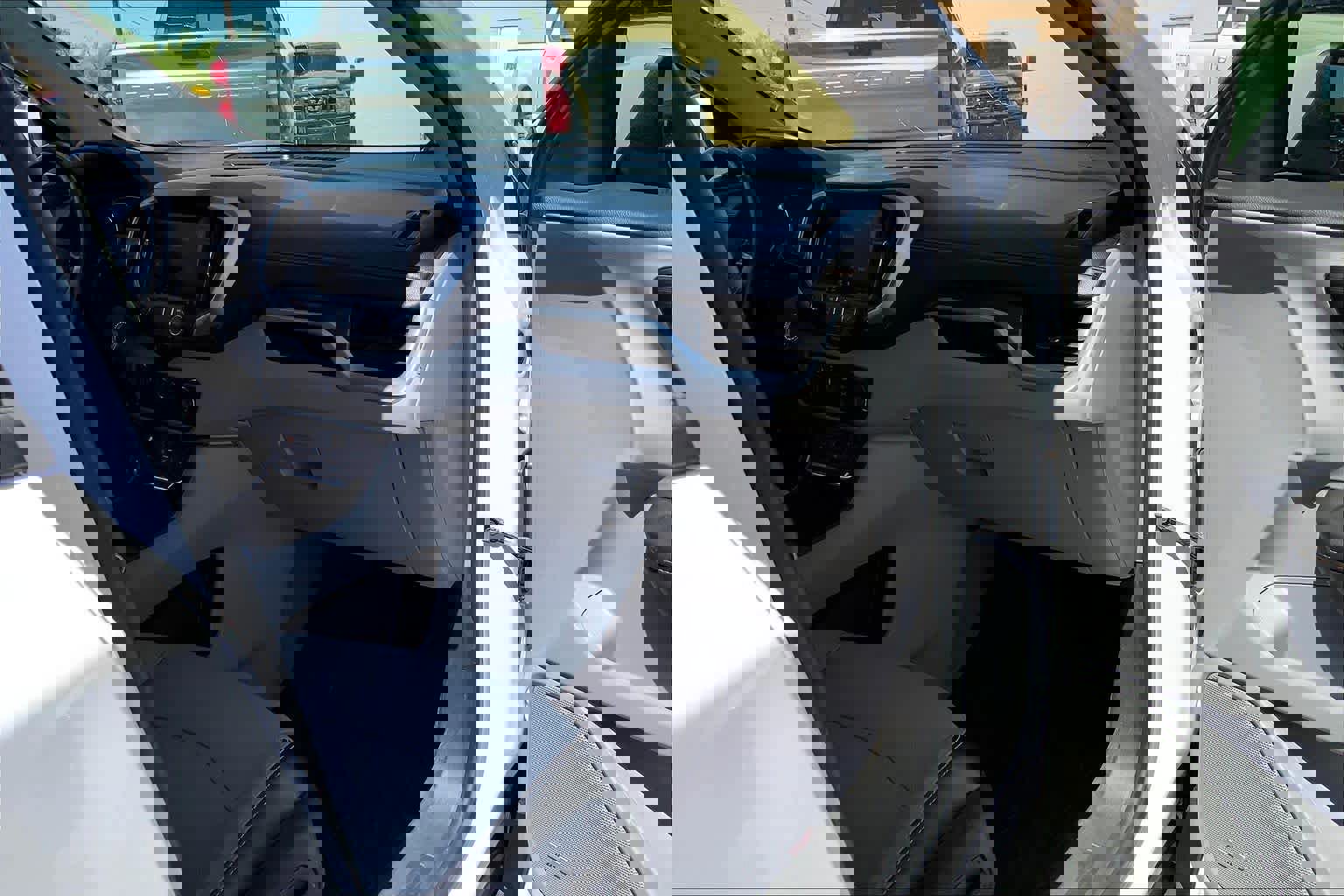 Used 2019 GMC Terrain SLT w/ Preferred Package FWD image 19