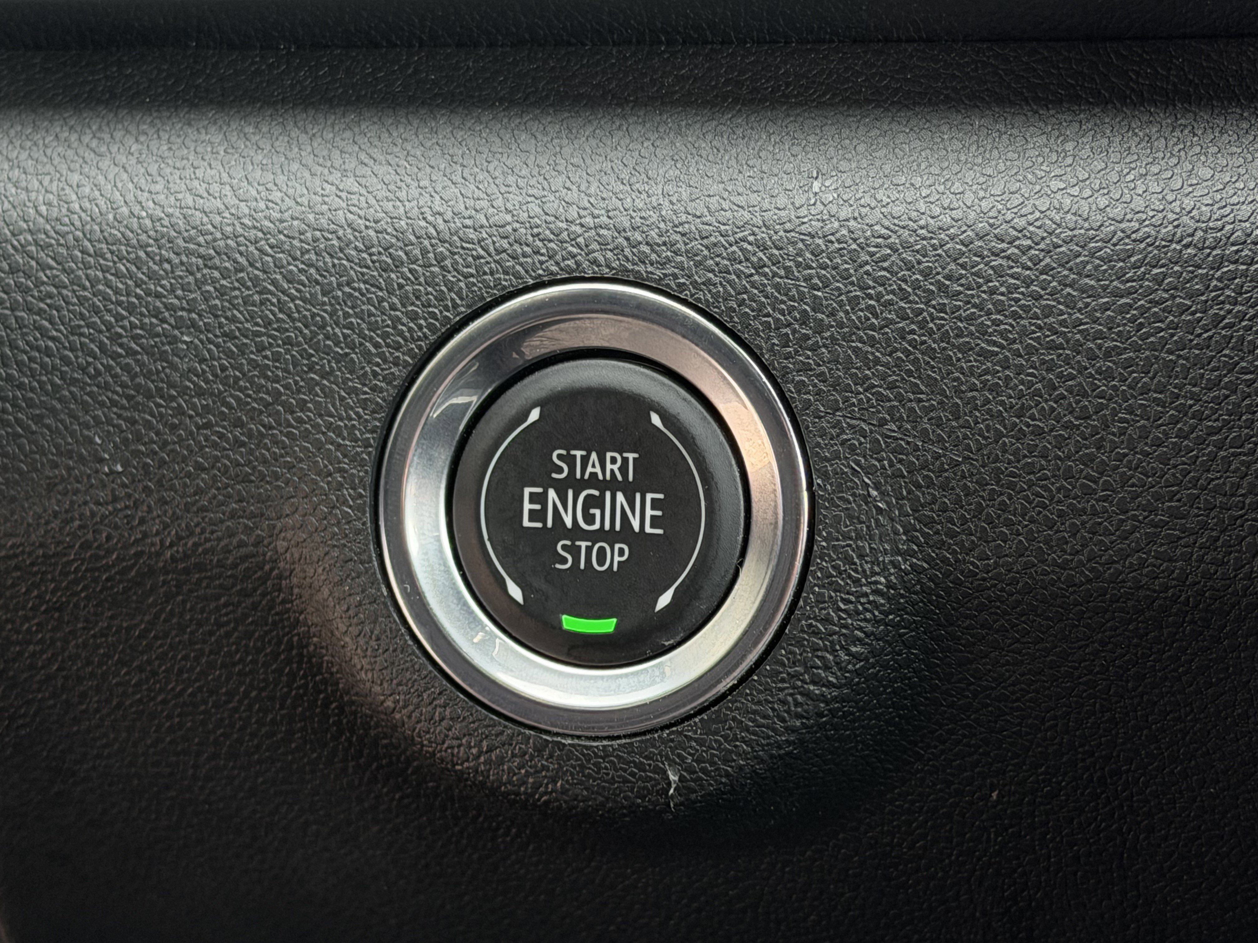 Used 2026 GMC Terrain Elevation w/ Elevation Premium Package FWD image 22