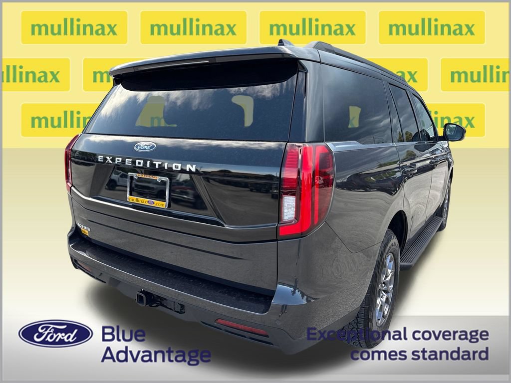 Certified 2025 Ford Expedition Active RWD image 4