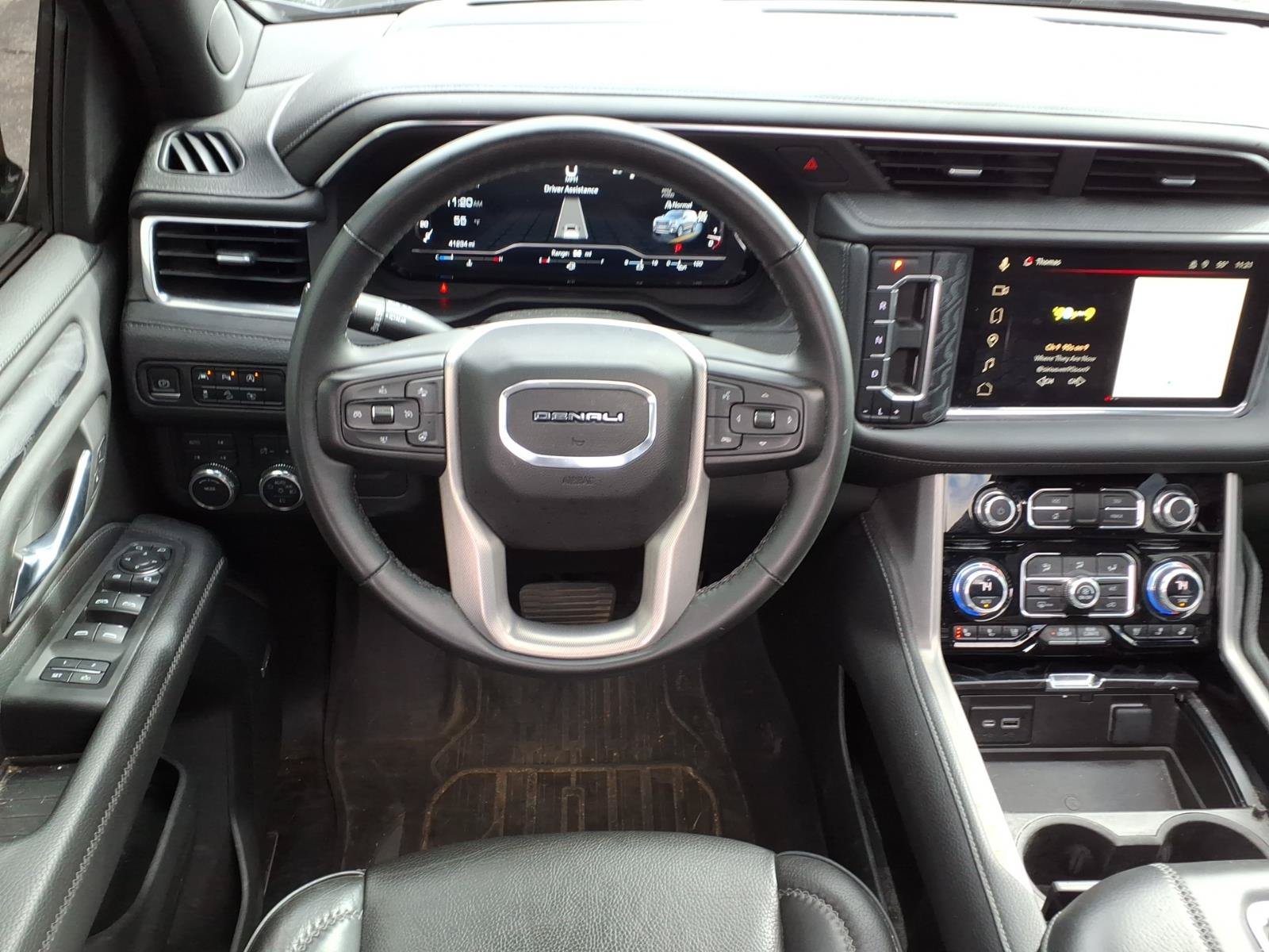 Used 2023 GMC Yukon Denali AWD/4WD image 5