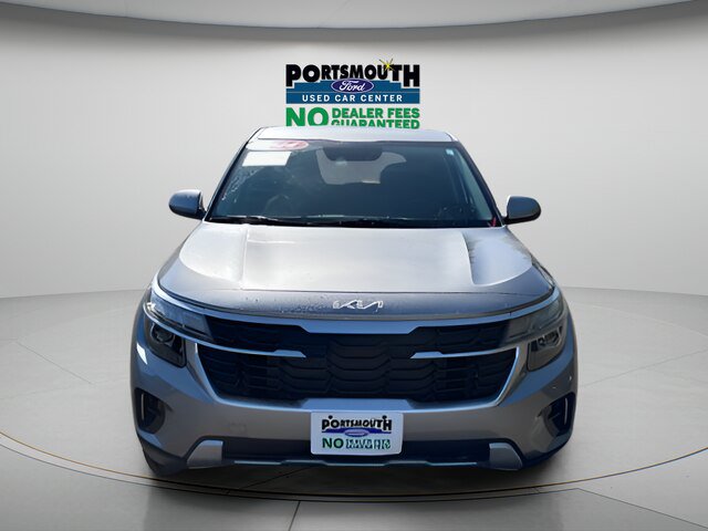 Used 2024 Kia Seltos LX AWD/4WD image 16