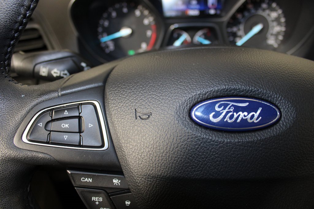 Certified 2019 Ford Escape SEL image 19