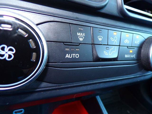 Certified 2022 Ford Maverick XLT w/ Equipment Group 300A Standard AWD/4WD image 23