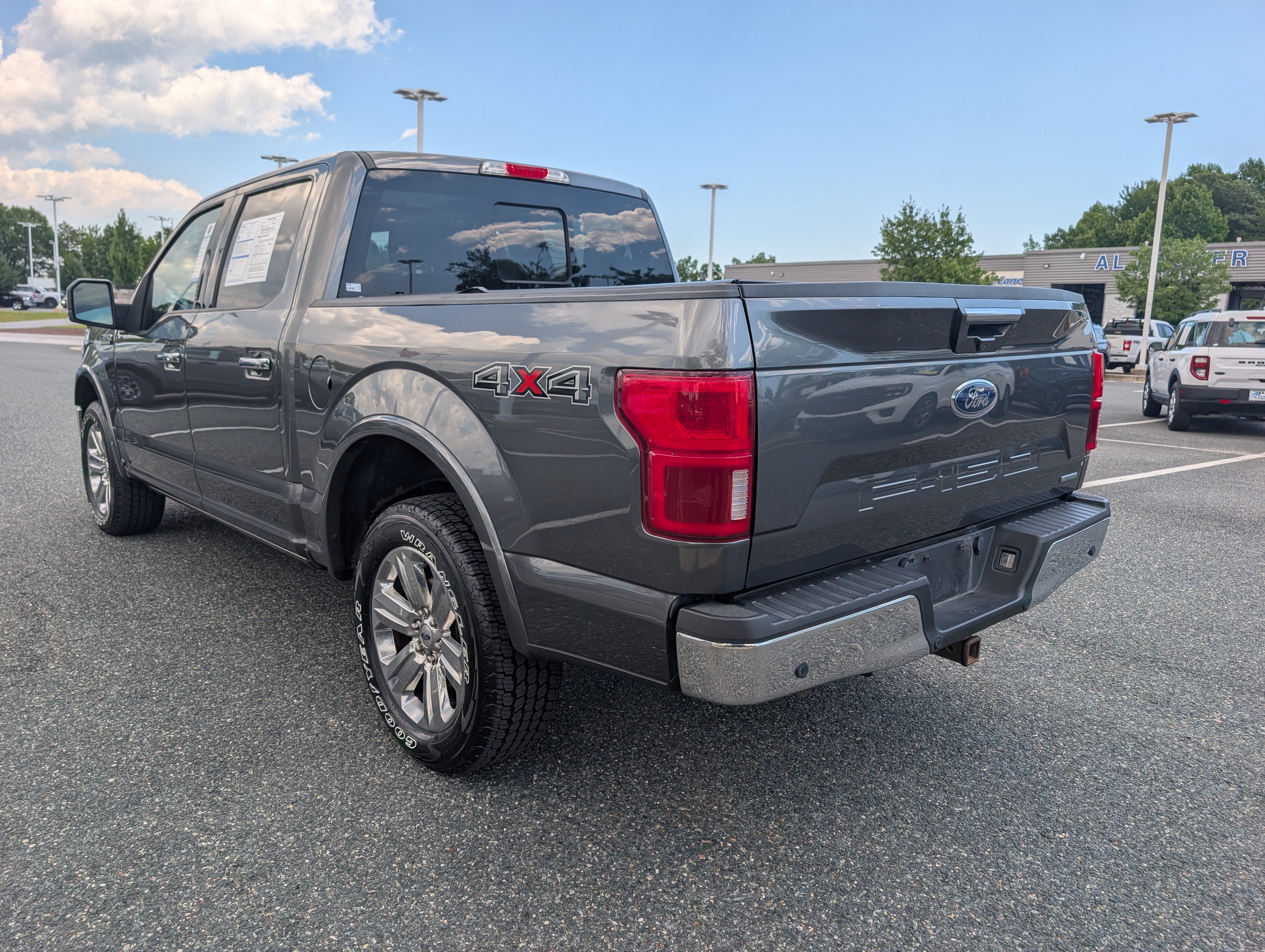 Certified 2019 Ford F150 Lariat w/ Equipment Group 502A Luxury AWD/4WD image 5
