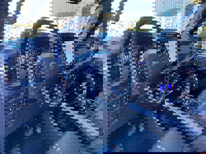 Certified 2022 Ford F150 Platinum w/ Equipment Group 701A High image 19