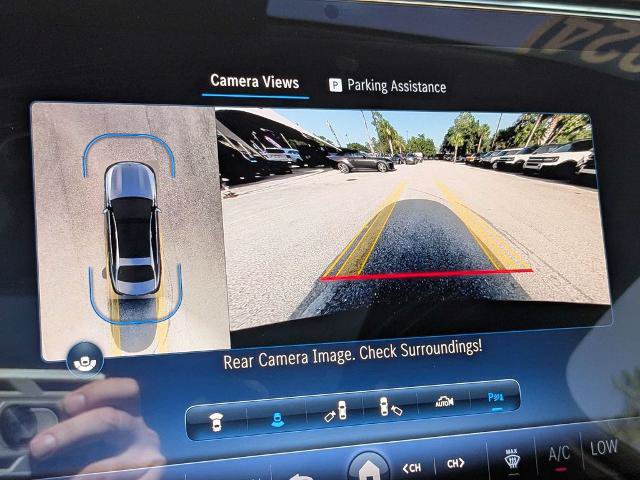 Used 2025 Mercedes-Benz E 450 4MATIC Sedan image 21