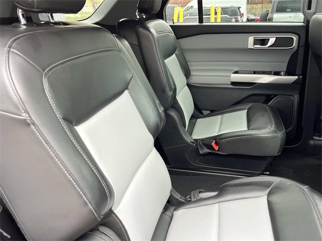 Certified 2022 Ford Explorer XLT w/ Equipment Group 202A image 24