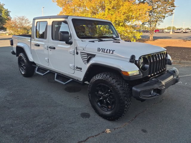 Used 2022 Jeep Gladiator Sport AWD/4WD image 1