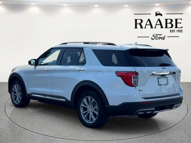 Certified 2023 Ford Explorer XLT w/ Equipment Group 202A AWD/4WD image 5