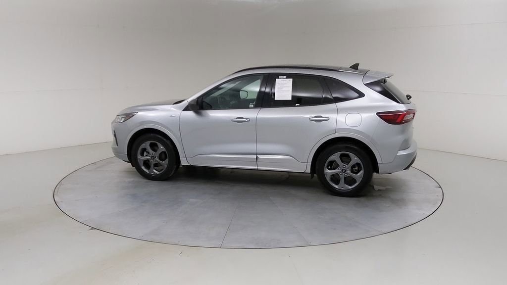 Certified 2023 Ford Escape ST-Line w/ Tech Pack #1 image 18