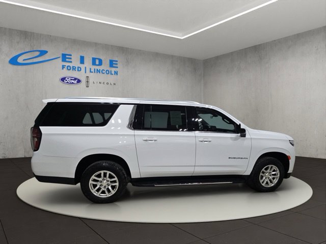 Used 2022 Chevrolet Suburban LS AWD/4WD image 7