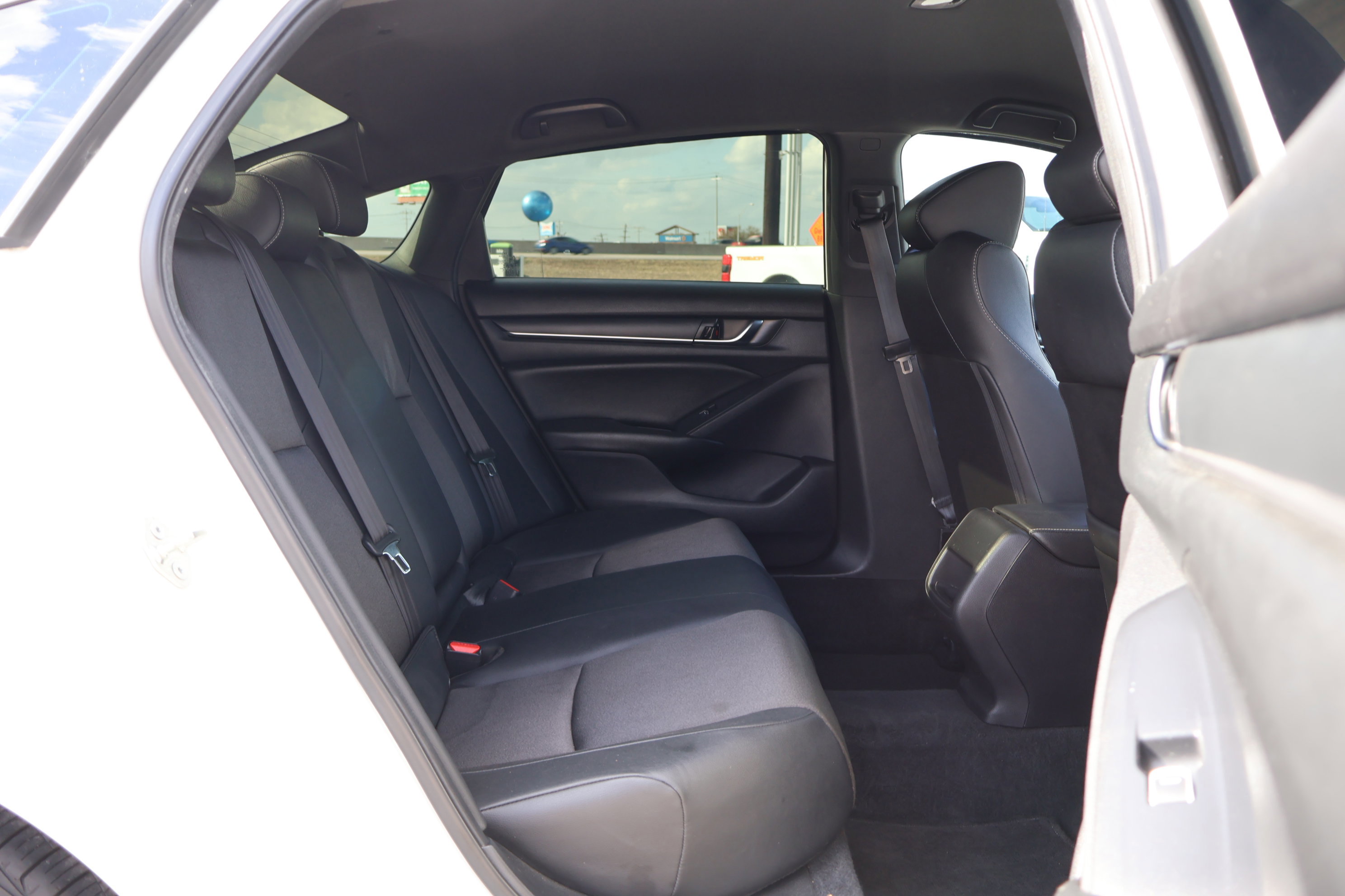 Used 2020 Honda Accord Sport image 31