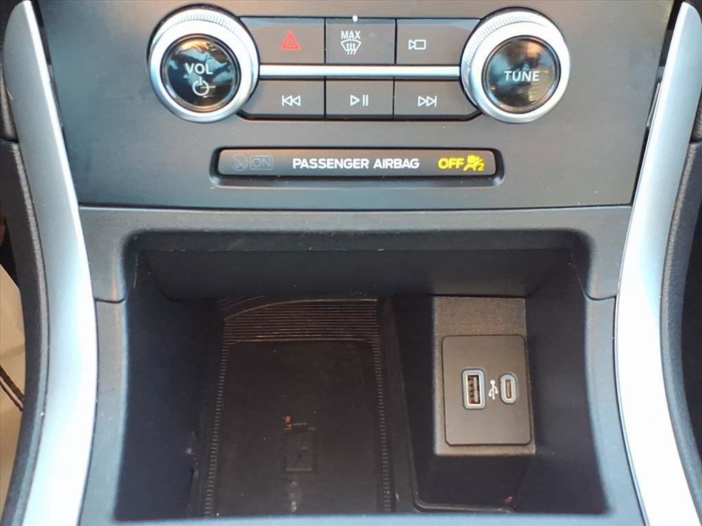 Certified 2024 Ford Edge SEL w/ Convenience Package image 17