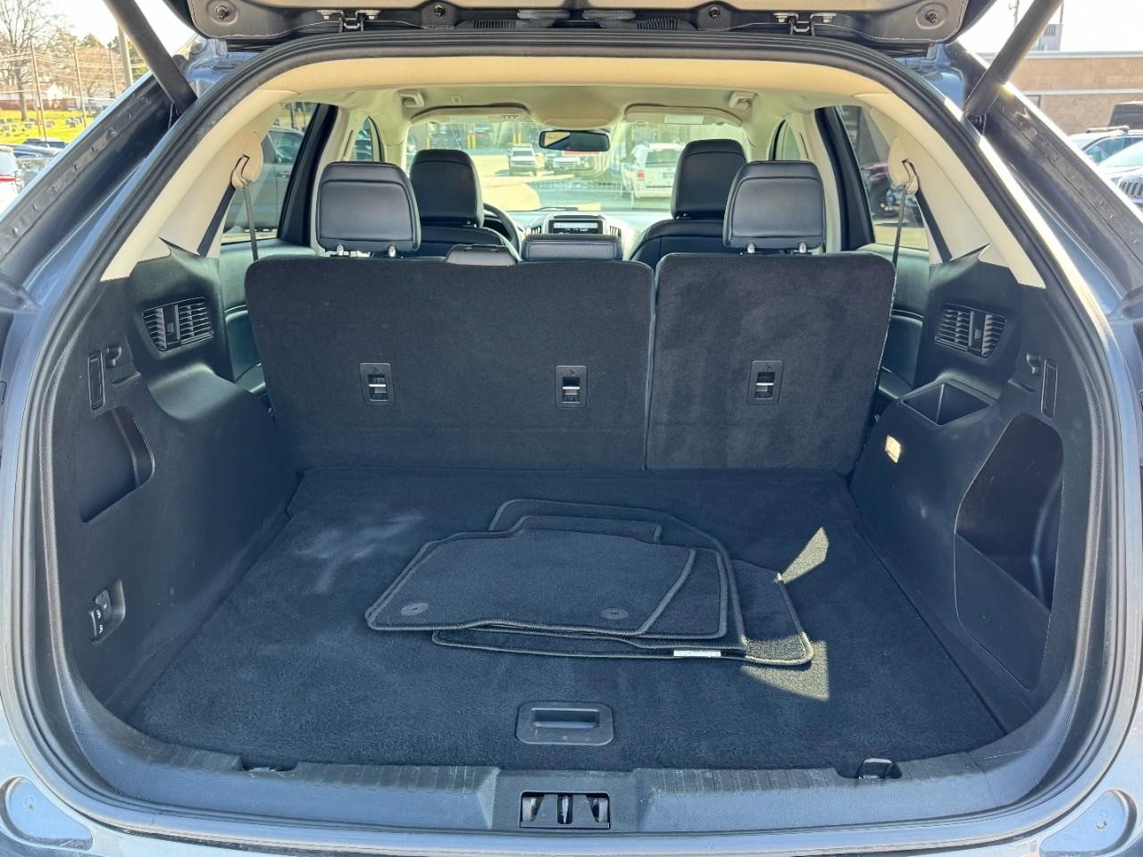 Certified 2023 Ford Edge SEL w/ Sport Appearance Package image 6