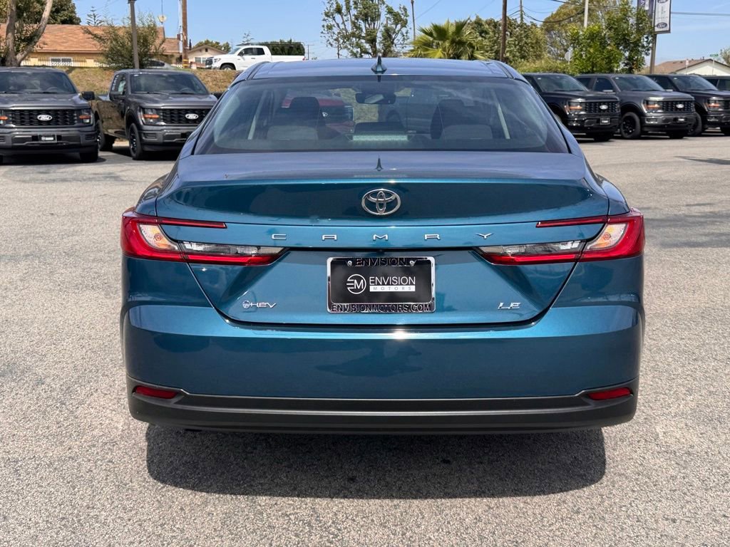 Used 2025 Toyota Camry LE w/ Convenience Package FWD image 11