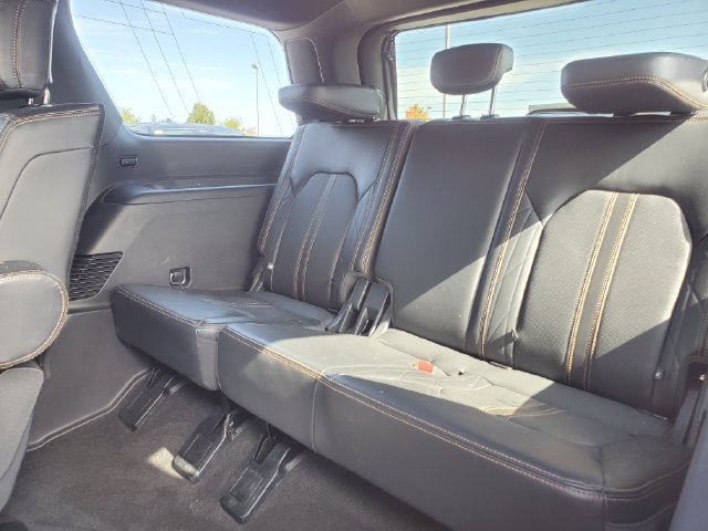 Certified 2024 Ford Expedition Platinum AWD/4WD image 31