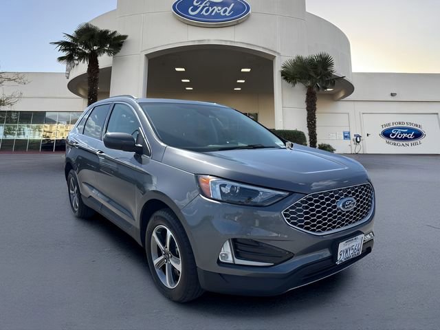 Certified 2023 Ford Edge SEL w/ Convenience Package AWD/4WD image 4