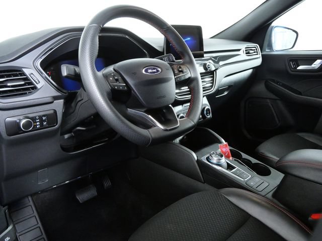 Certified 2025 Ford Escape ST-Line AWD/4WD image 15