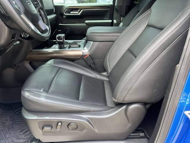 Used 2025 Chevrolet Silverado 1500 LT Trail Boss w/ LT Trail Boss Premium Package AWD/4WD image 10