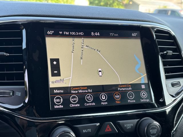 Used 2020 Jeep Grand Cherokee Limited AWD/4WD image 8
