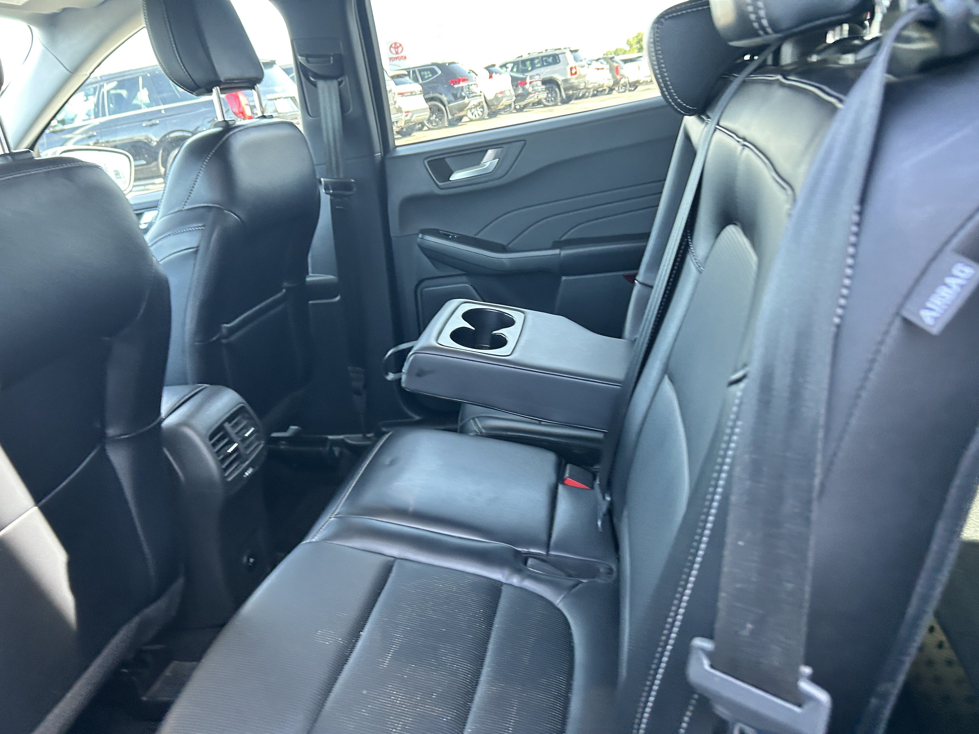 Certified 2025 Ford Escape Platinum AWD/4WD image 11