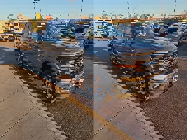 Certified 2024 Ford F150 XLT w/ Mobile Office Package image 7