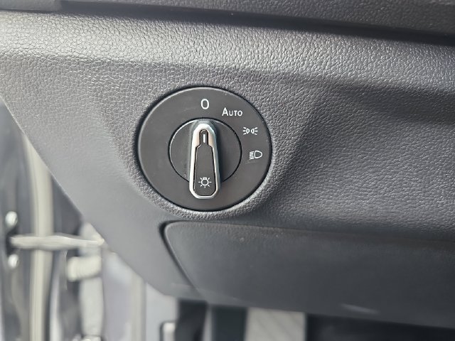 Used 2024 Volkswagen Jetta S FWD image 28