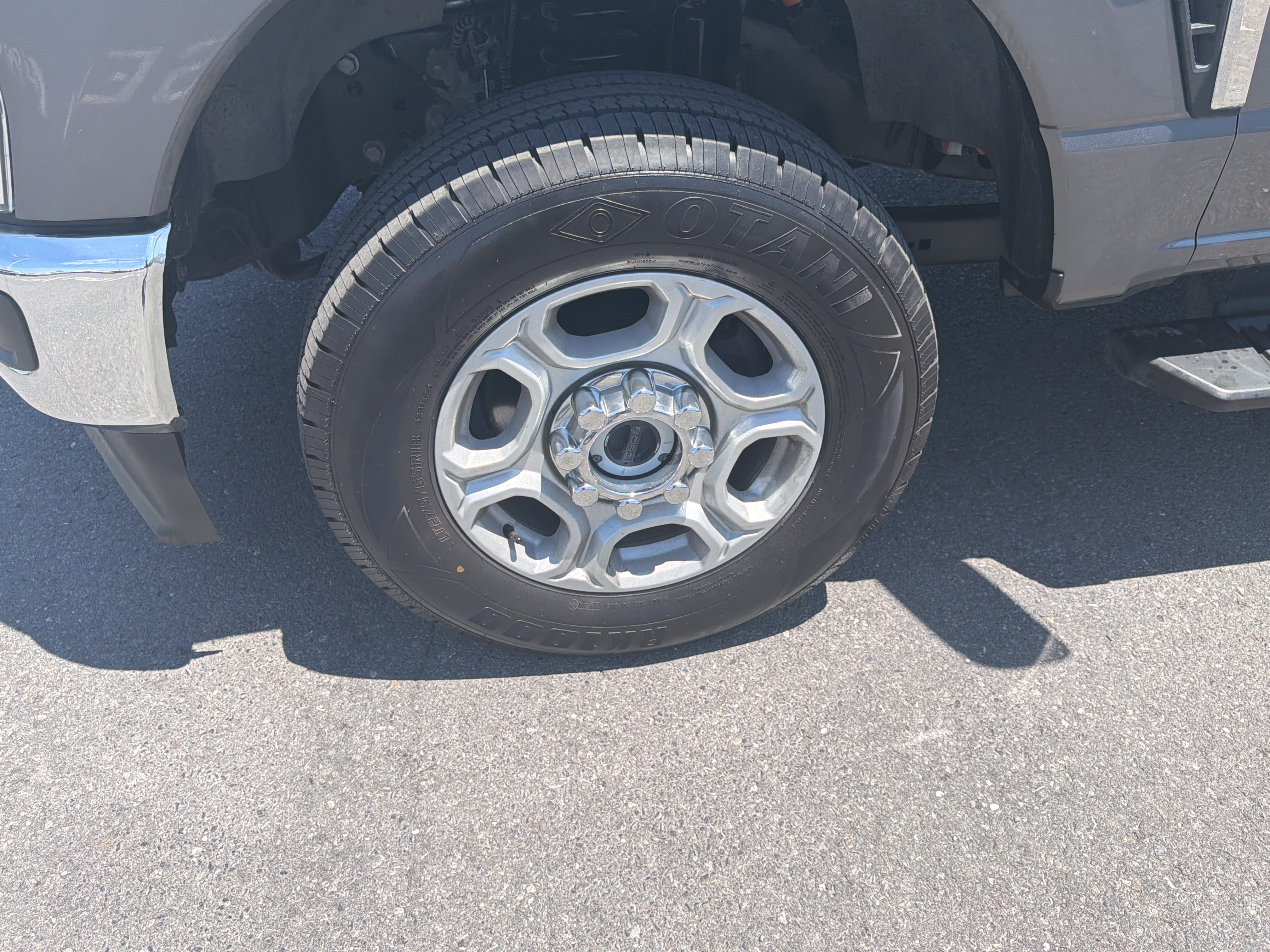Certified 2025 Ford F250 XLT AWD/4WD image 11